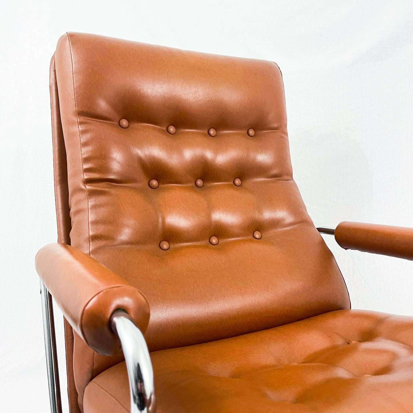 Jan Des Bouvrie swivel armchair for Gelderland, 1973