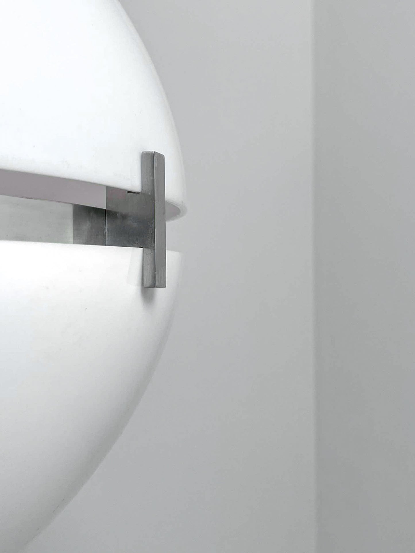 Italian Saturn floor lamp, 1970s.
