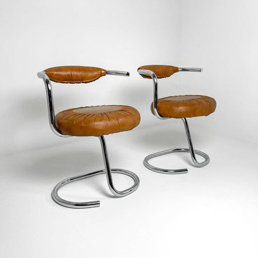 Set of 2 'Cobra' chairs by Giotto Stoppino