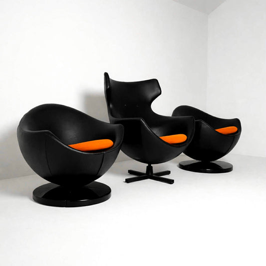 Pierre Guariche ‘Jupiter’ and 2 ‘Mars’ Chairs