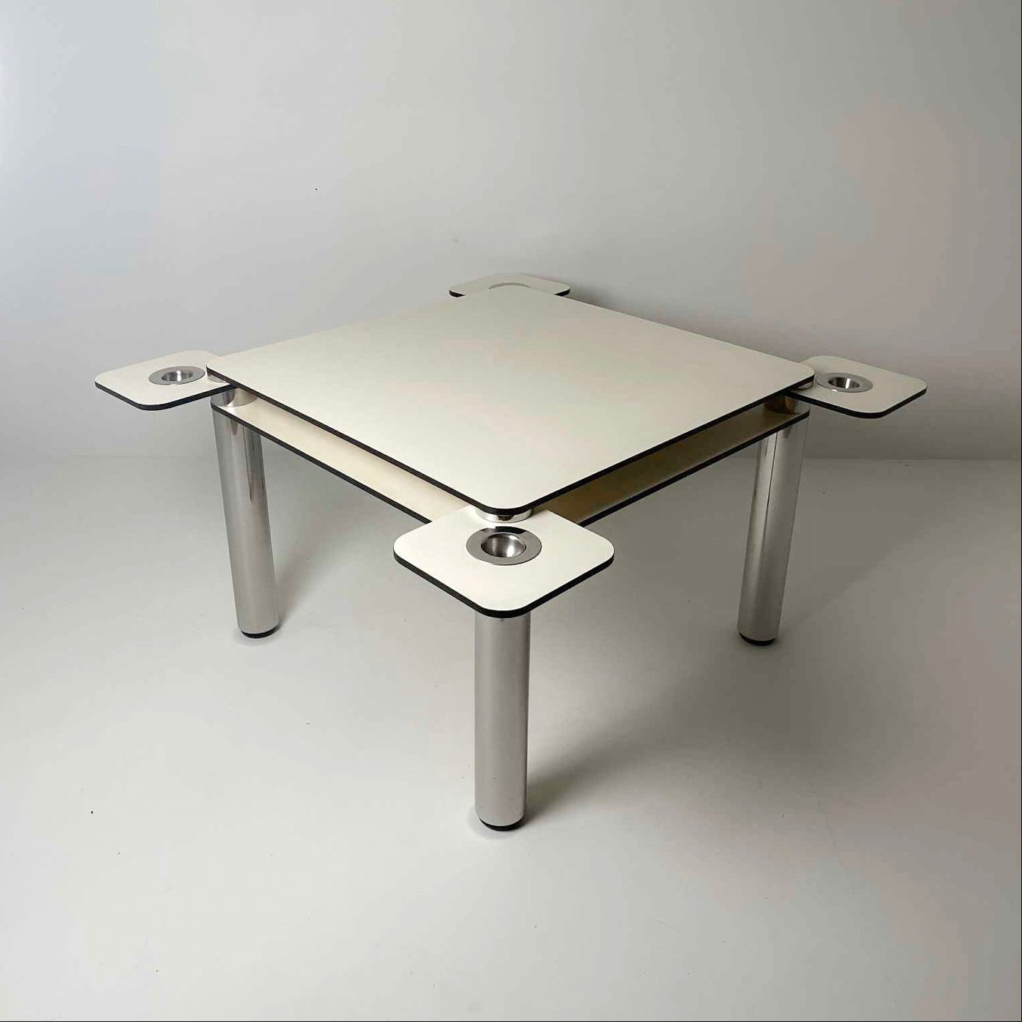 Joe Colombo pokertable, 1968