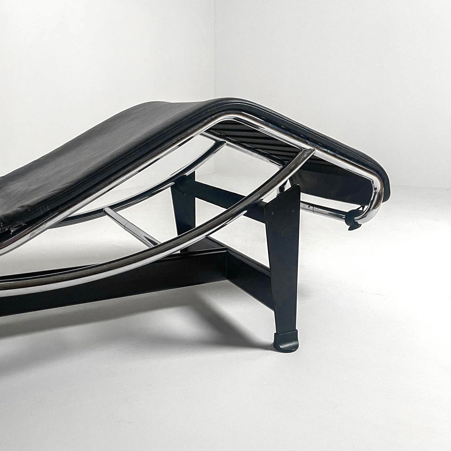 Le Corbusier LC4 Lounger for Cassina