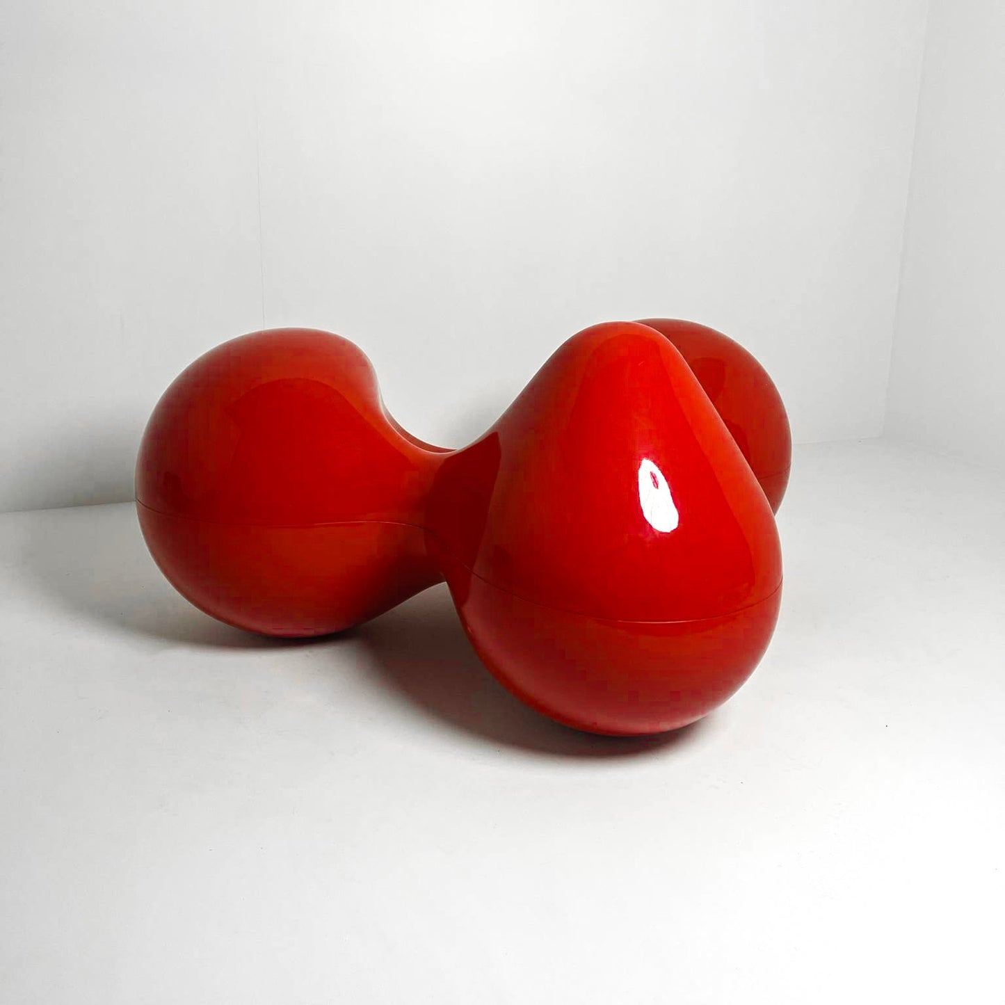 Eero Aarnio 'Tomato' chair